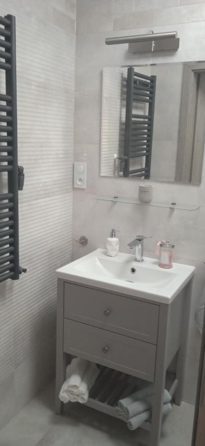 Apartament Klonowa Poznań Buitenkant foto
